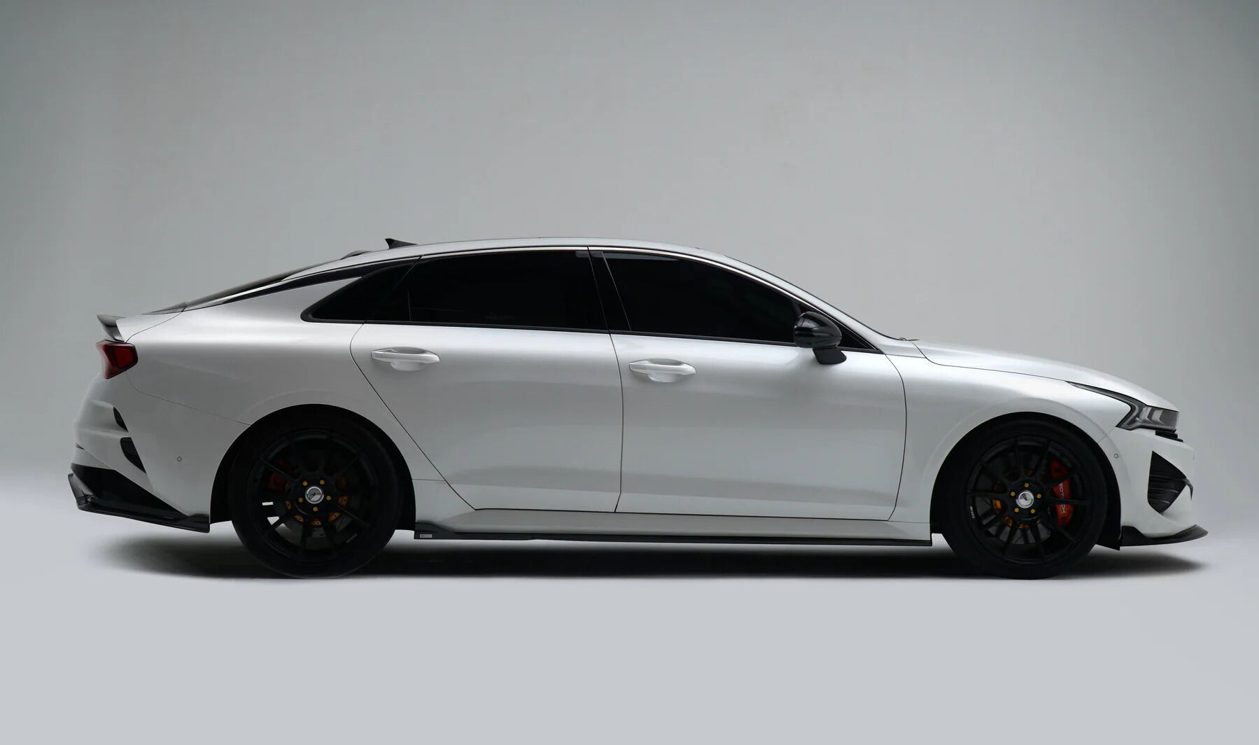 2020-2023 Kia K5 GT-Line/GT/LX/LXS/EX V1 Carbon Fiber Side Skirts by ADRO USA - A12A10-1401