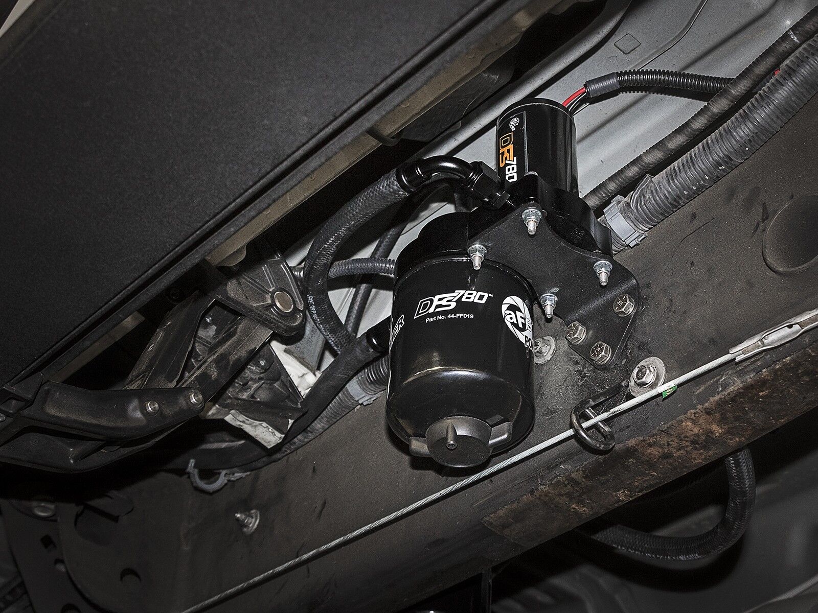 2003-2004 Dodge Ram 3500 Cummins Turbo Diesel 5.9L DFS780 PRO Fuel System - Full-time Operation