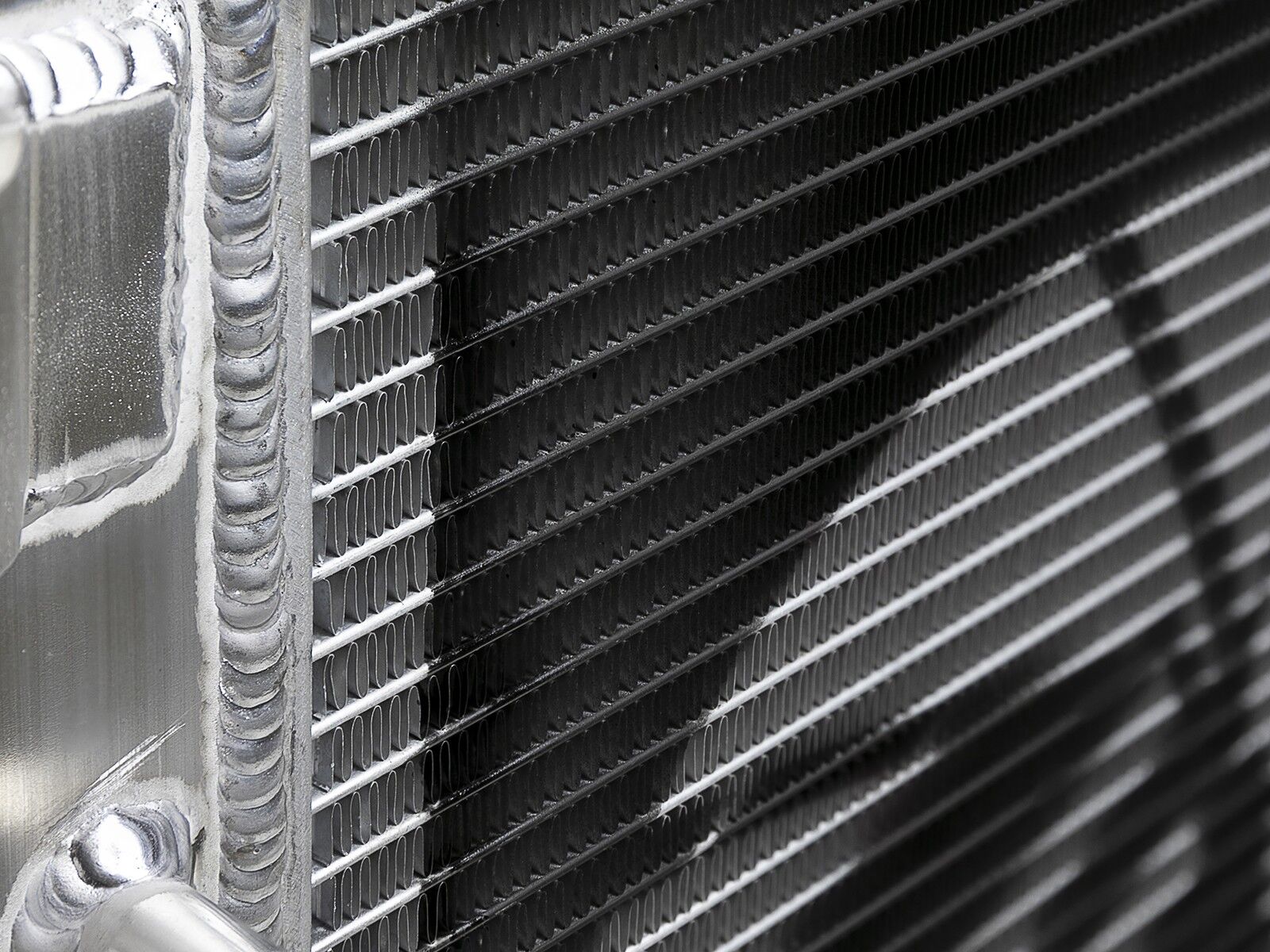 2012-2018 Jeep Wrangler JK V6 3.6L BladeRunner Street Series Radiator