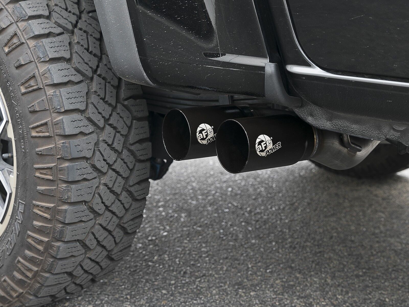 2017-2019 Chevrolet Colorado V6 3.6L Rebel Series 3" 409 Stainless Steel Cat-Back Exhaust System