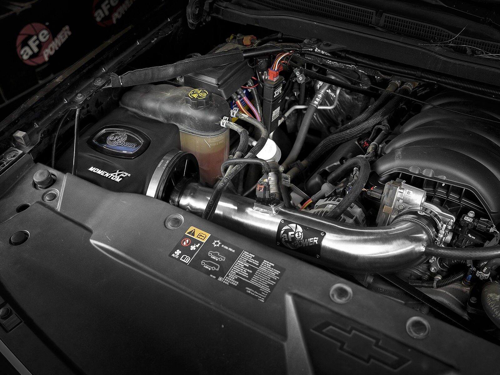 2015-2019 GMC Yukon XL V8 5.3L Momentum XP Cold Air Intake System - Brushed w/Pro 5R Filter Media