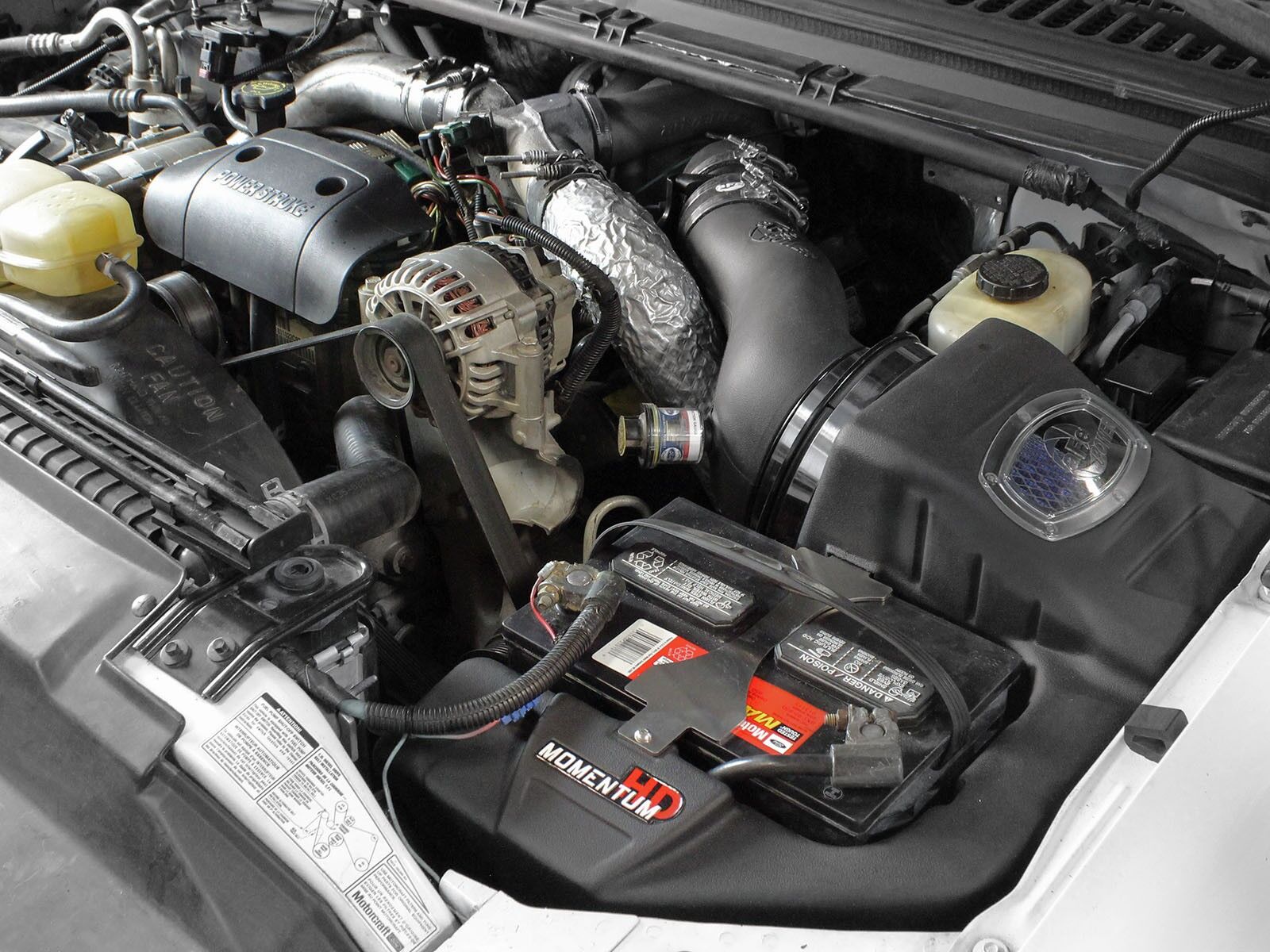 1999-2003 Ford F-550 Super Duty Turbo Diesel V8 7.3L Momentum HD Cold Air Intake System w/Pro 10R Filter Media