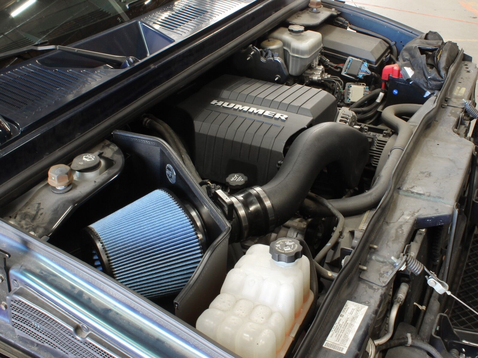 2008-2009 Hummer H2 V8 6.2L Magnum FORCE Stage-2 Cold Air Intake System w/Pro 5R Filter Media