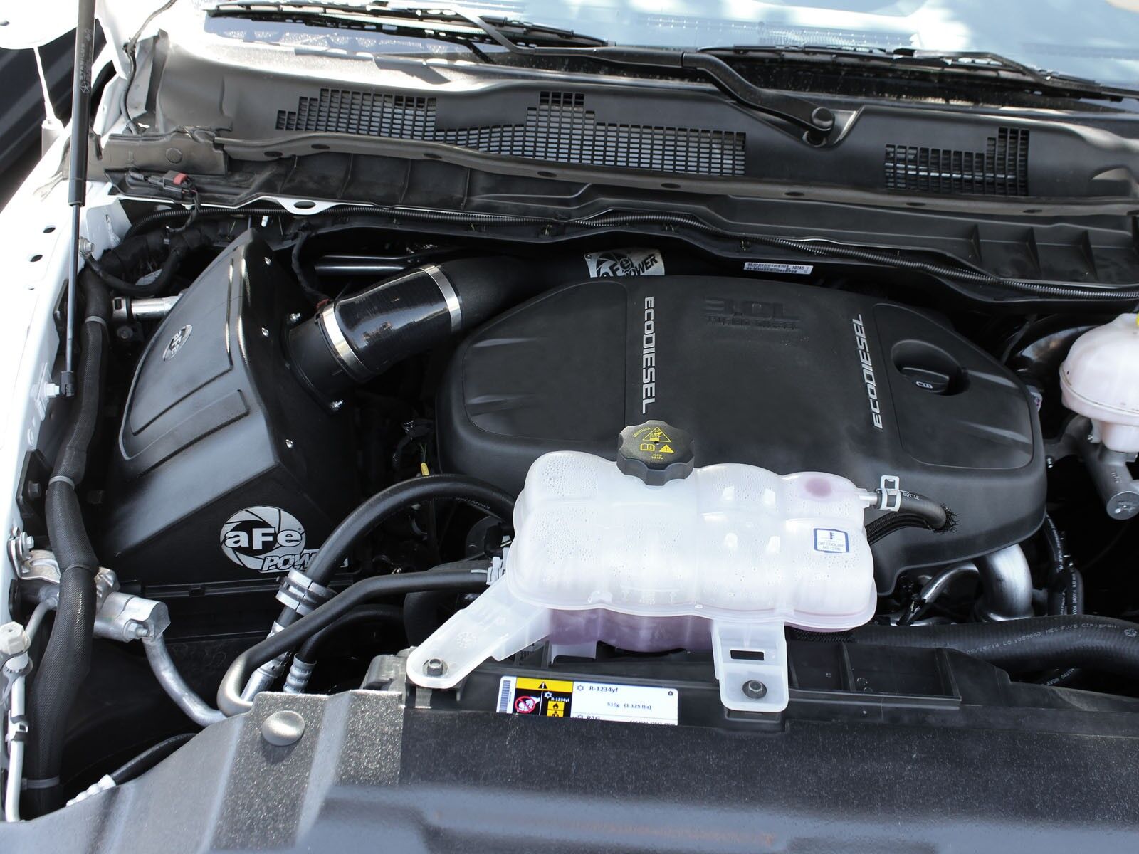 2014-2018 Ram Truck 1500 EcoDiesel/EcoDiesel V6 3.0L Magnum FORCE Stage-2 Intake System Cover