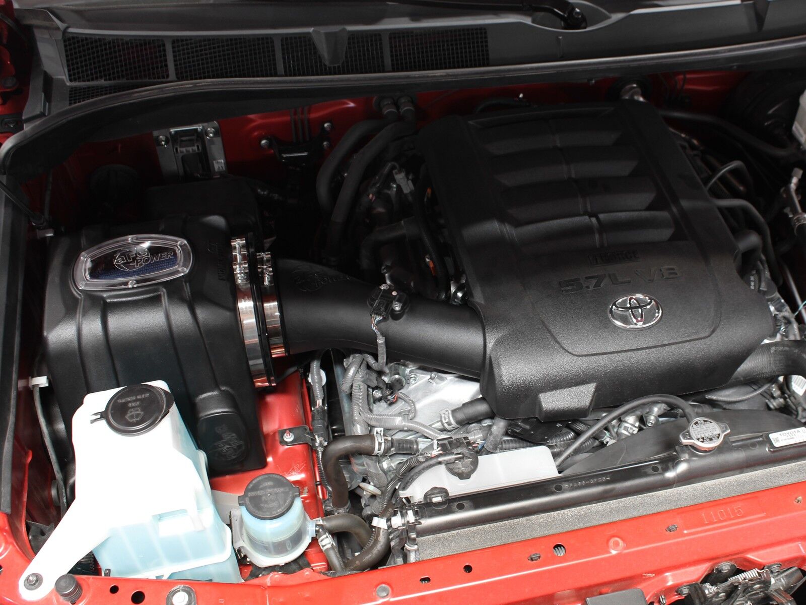 2007-2019 Toyota Tundra V8 5.7L Momentum GT Cold Air Intake System w/Pro 5R Filter Media