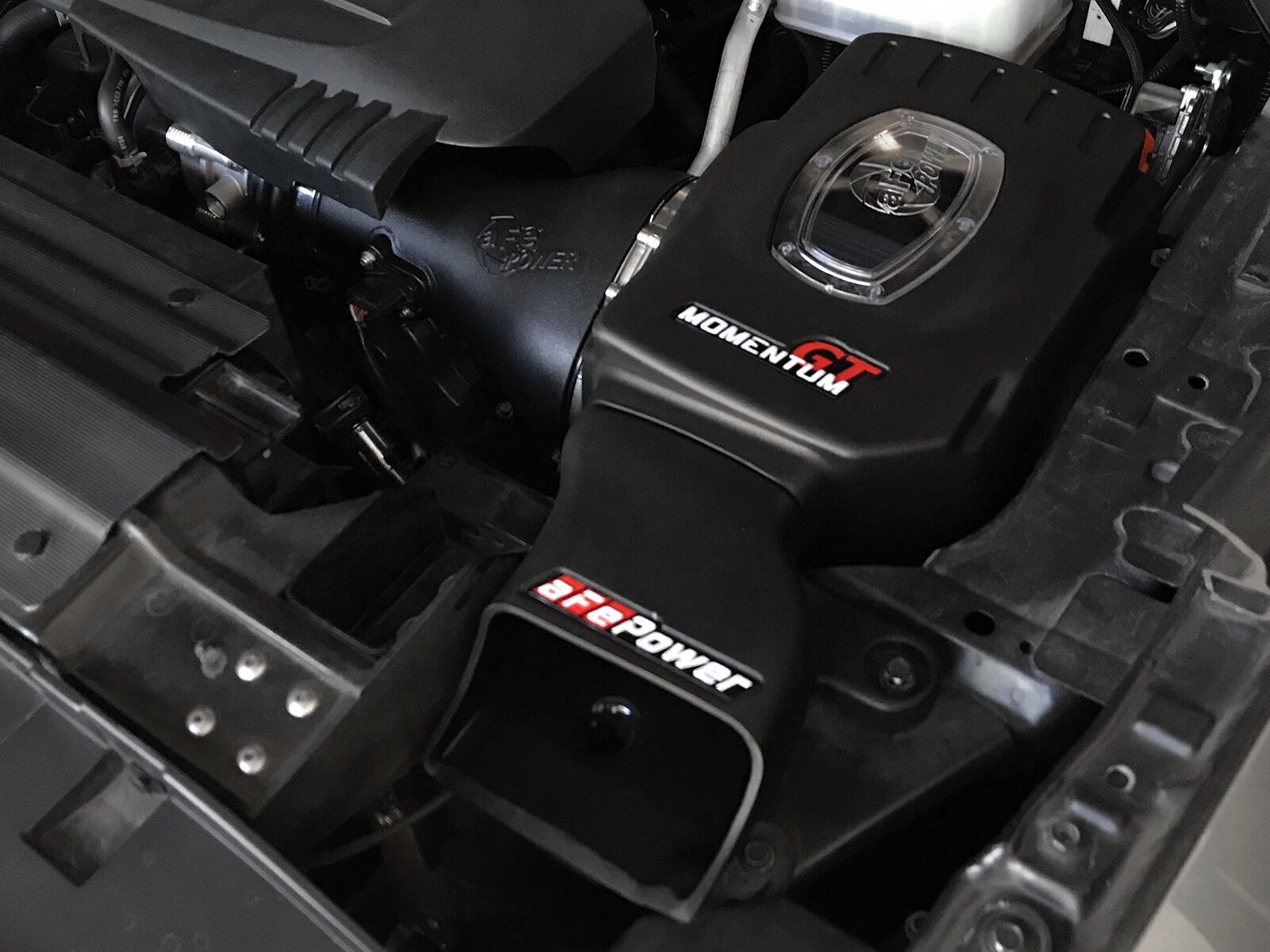 2017-2019 Nissan Titan H61 V8 5.6L Momentum GT Cold Air Intake System w/Pro 5R Filter Media