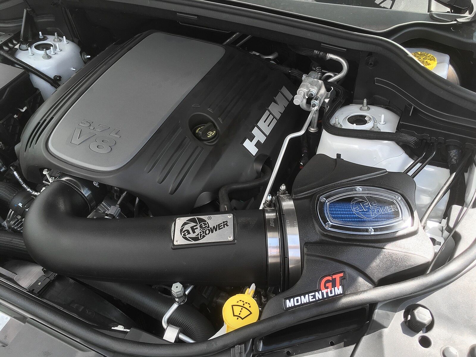 2011-2019 Jeep Grand Cherokee WK2 HEMI/WK2 HEMI V8 5.7L Momentum GT Cold Air Intake System w/Pro 5R Filter Media