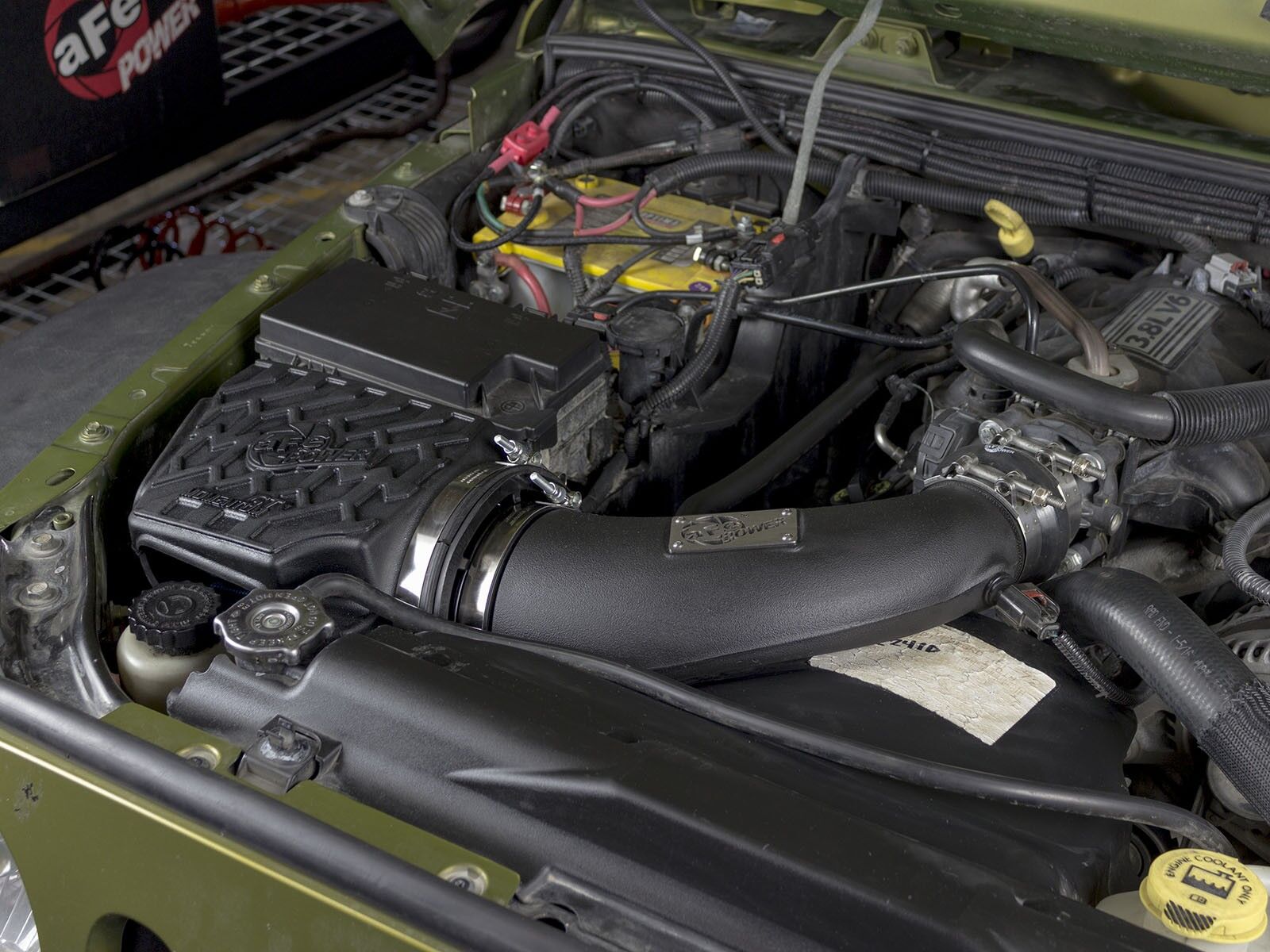 2007-2011 Jeep Wrangler JK V6 3.8L Momentum GT Cold Air Intake System w/Pro 5R Filter Media