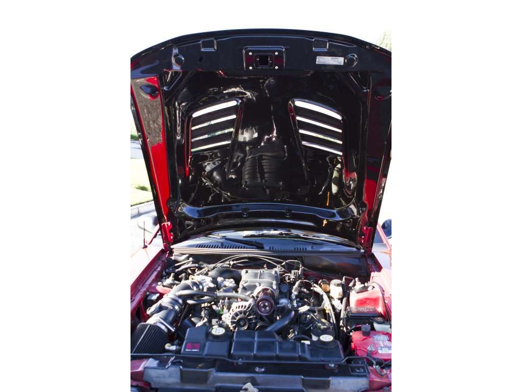 1999-2004 Ford Mustang A70 Functional Heat Extractor Carbon Fiber Hood