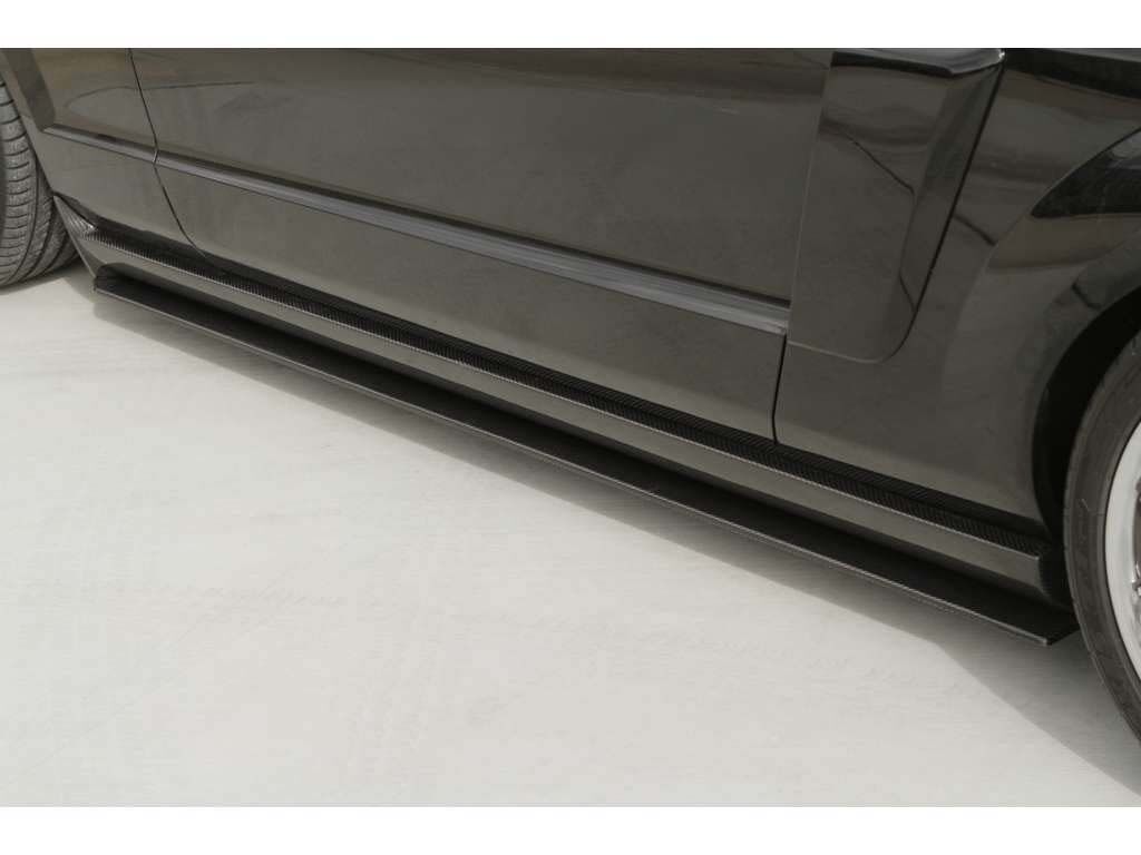 2005-2009 Ford Mustang V6/GT/GT500 Carbon Fiber Side Skirt Splitters