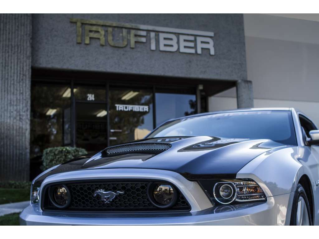 2013-2014 Ford Mustang V6/GT A72 Dual-Functional Ram Air Carbon Fiber Hood