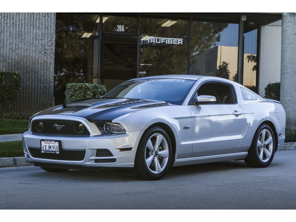 2013-2014 Ford Mustang V6/GT A72 Dual-Functional Ram Air Carbon Fiber Hood