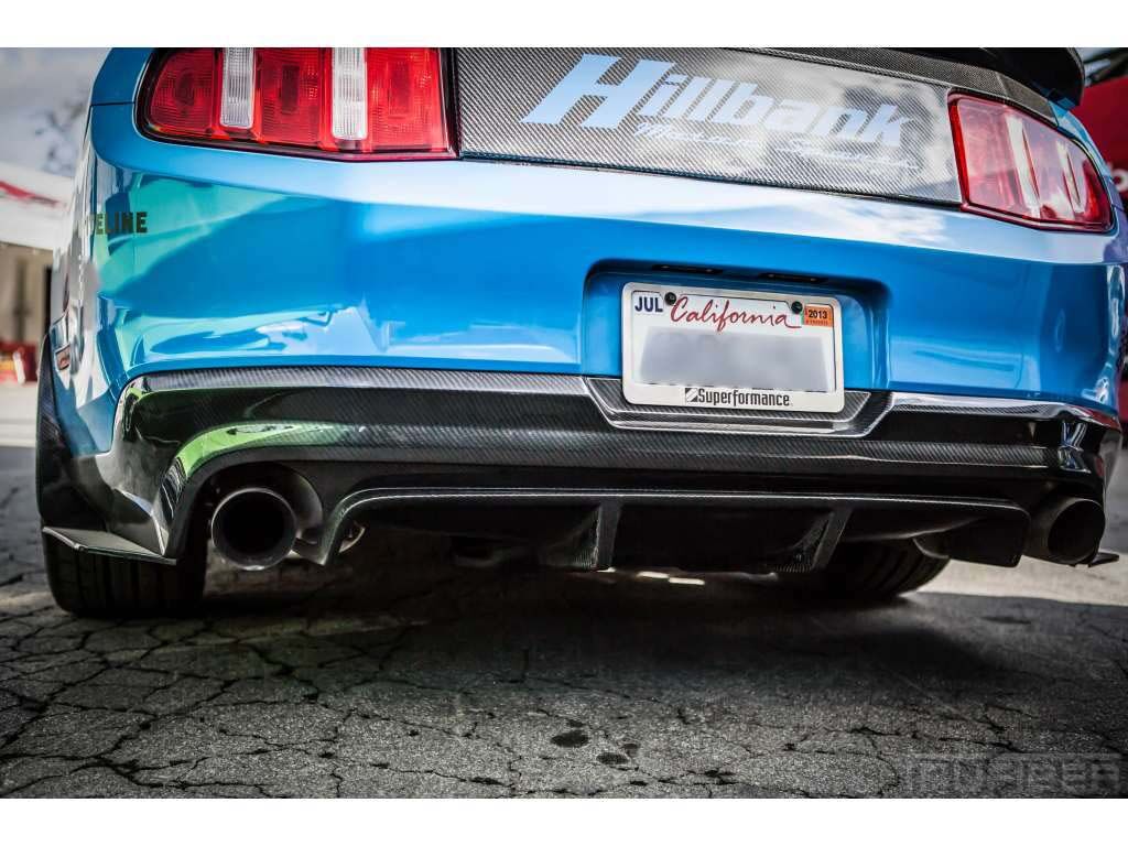 2010-2012 Ford Mustang V6/GT/GT500 Carbon Fiber Rear Diffuser