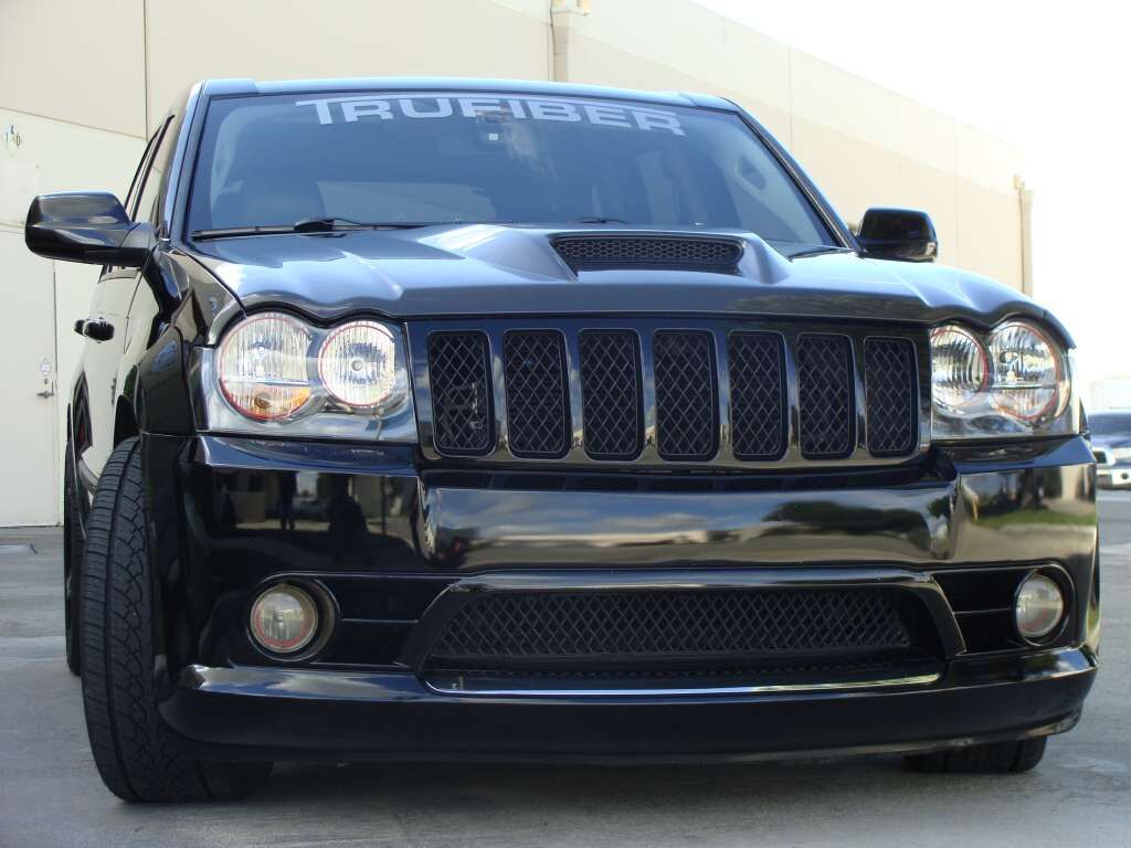2005-2010 Jeep Grand Cherokee SRT-8 Functional Ram Air Carbon Fiber Hood