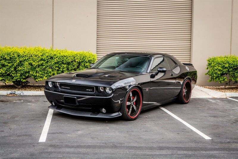 2008-2023 Dodge Challenger HellCat Style Fiberglass Ram Air Hood