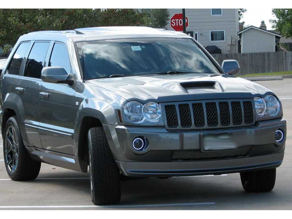 2005-2010 Jeep Grand Cherokee SRT-8 Fiberglass Ram Air Hood