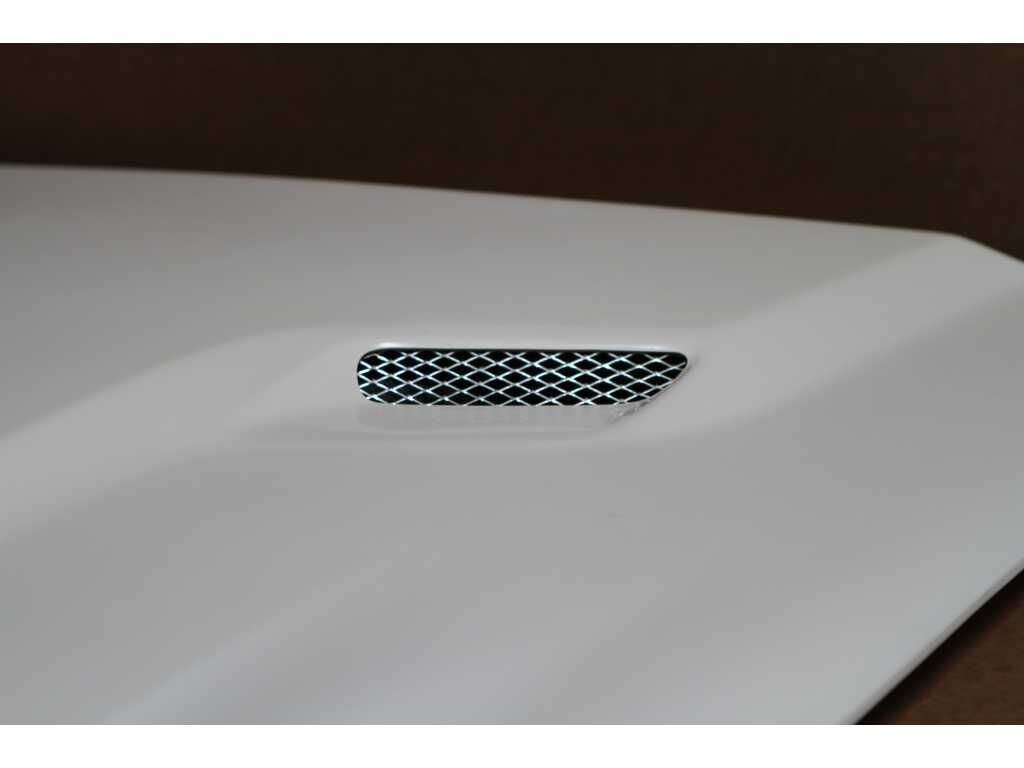 2005-2010 Jeep Grand Cherokee RTC Fiberglass Ram Air Hood