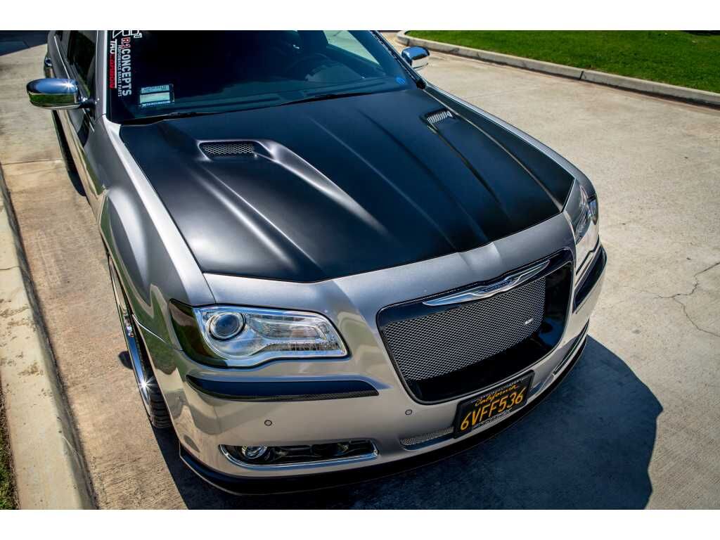 2011-2023 Chrysler 300/300c RTC Fiberglass Ram Air Hood