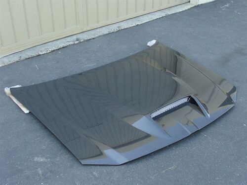 2005-2007 Dodge Magnum SRT-8 Functional Ram Air Carbon Fiber Hood