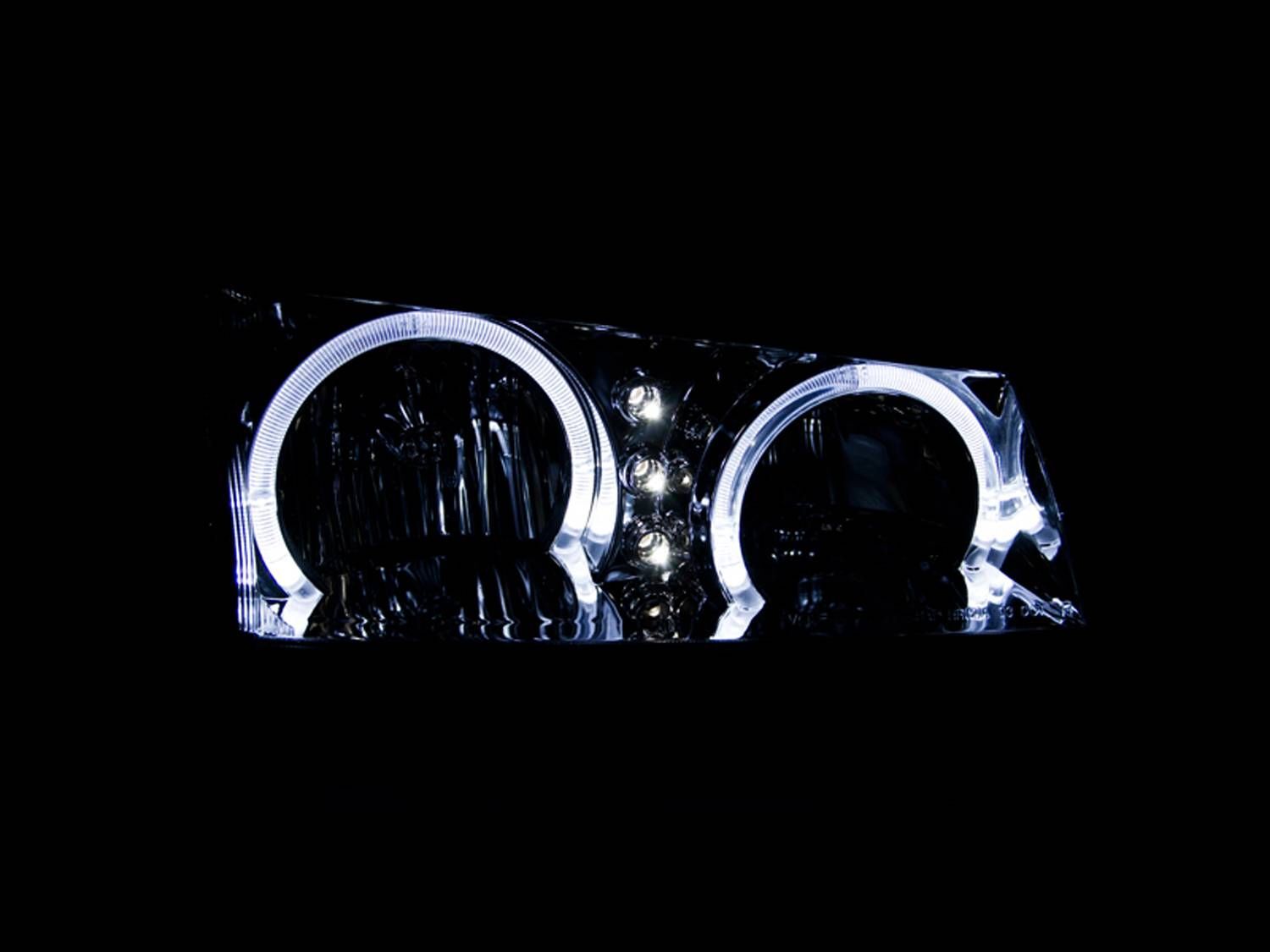2003-2006 Chevrolet Avalanche/Silverado 1500/2500/3500 Anzo Crystal Headlights W/ Halo Black