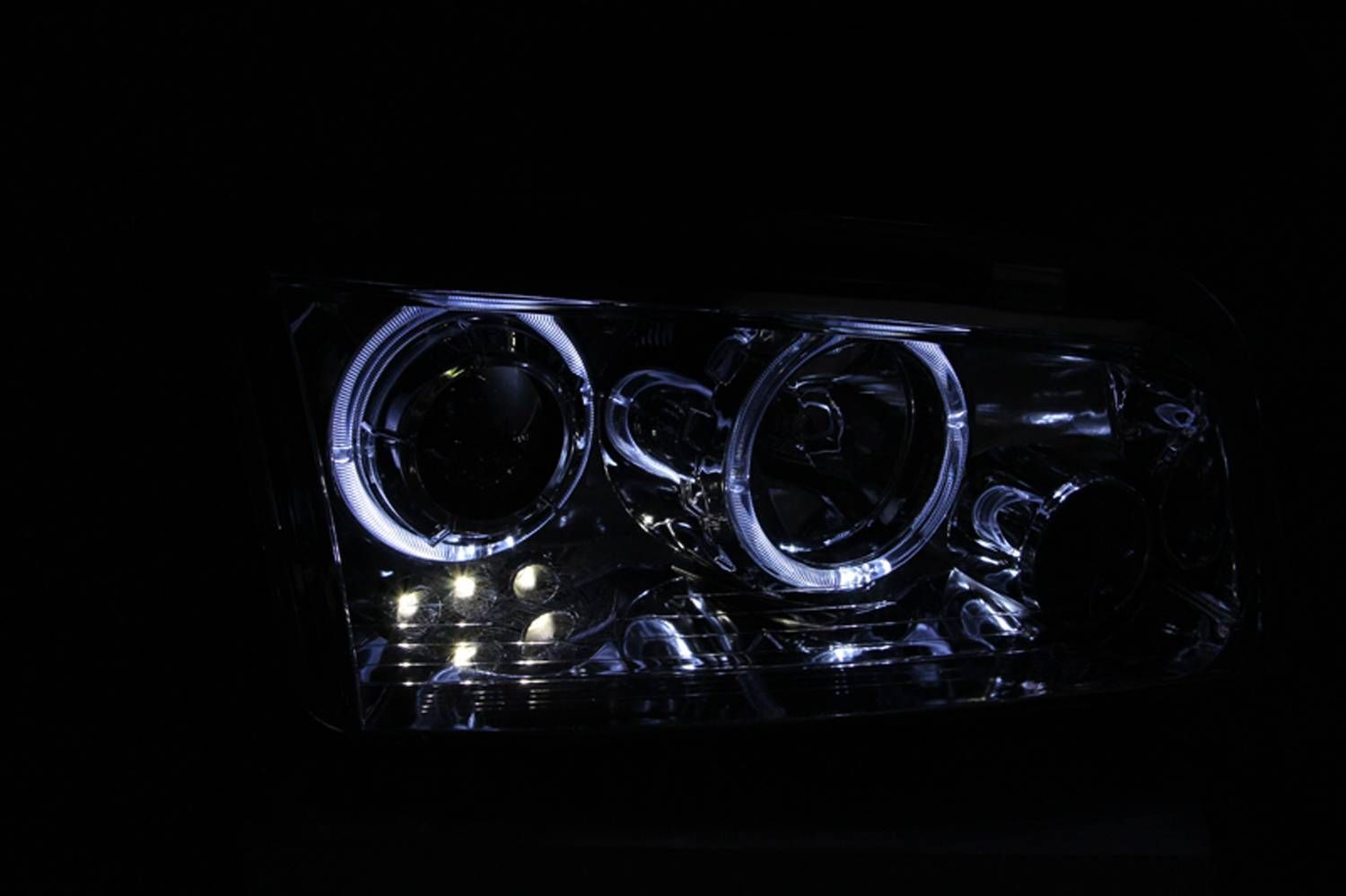 2006-2010 Dodge Charger Anzo Projector Headlights W/ Halo Chrome