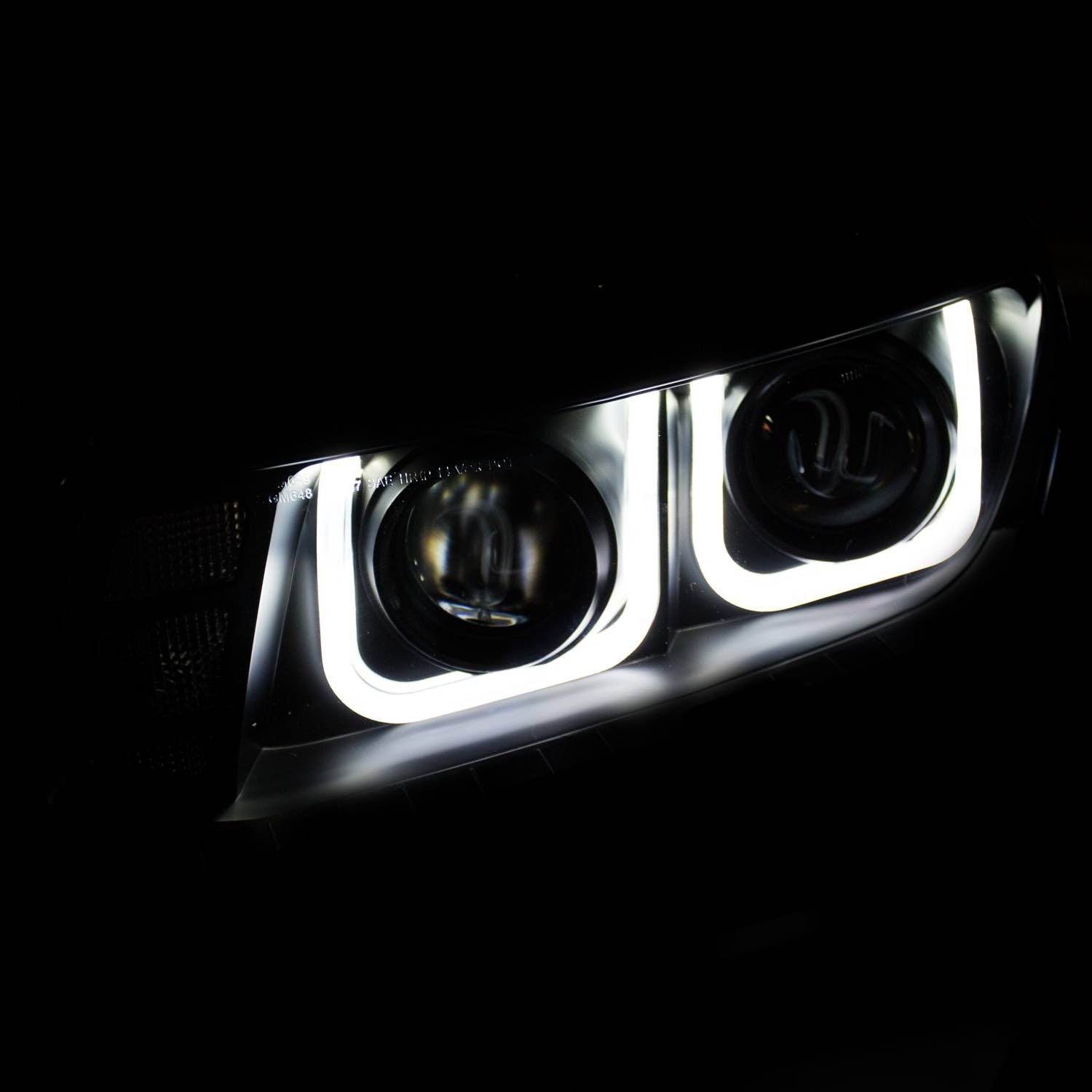 2014-2015 Chevrolet Camaro Anzo Projector Headlights W/ U-Bar Black