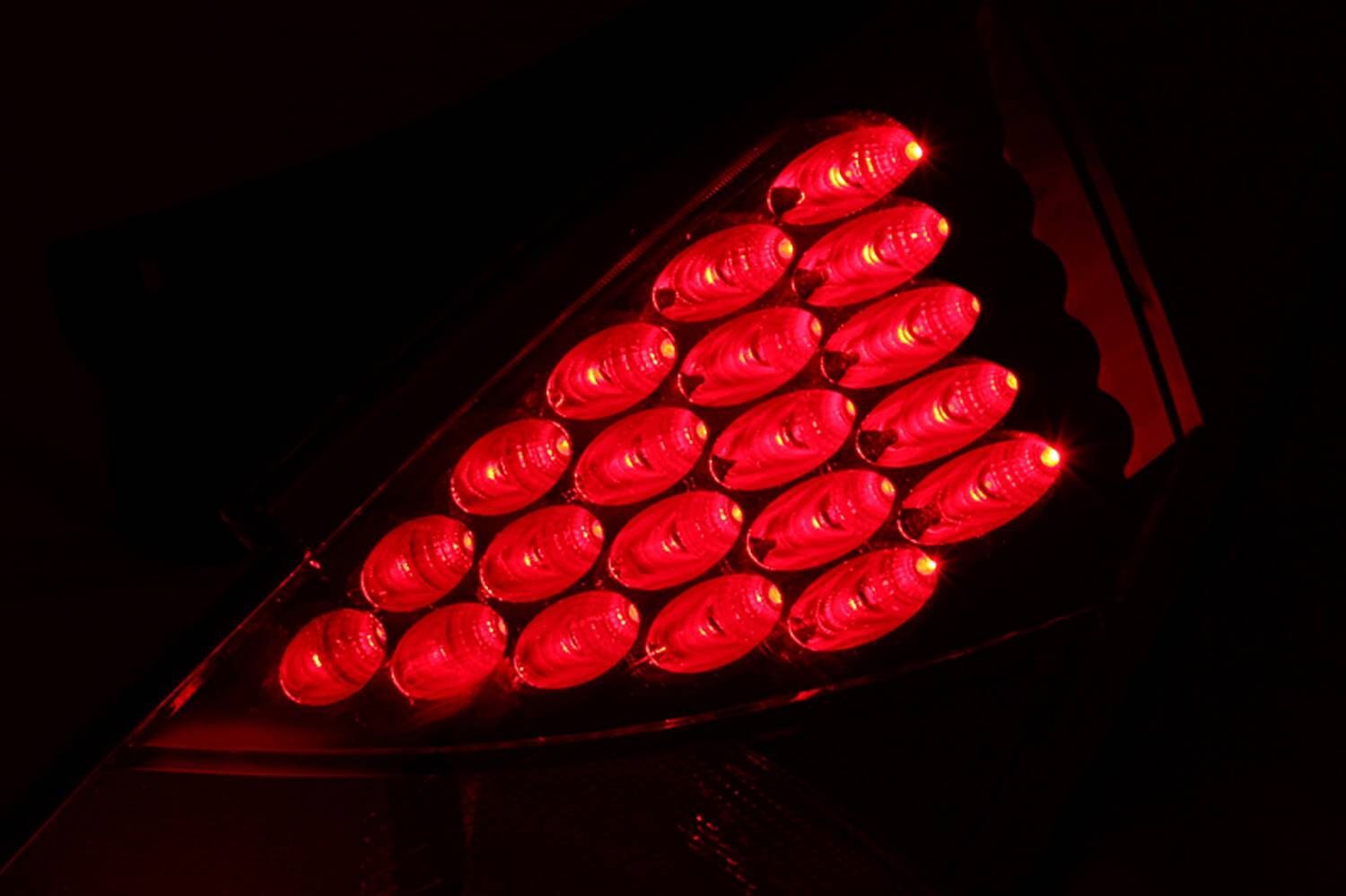 2003-2005 Nissan 350z Anzo LED Tail Lights Red