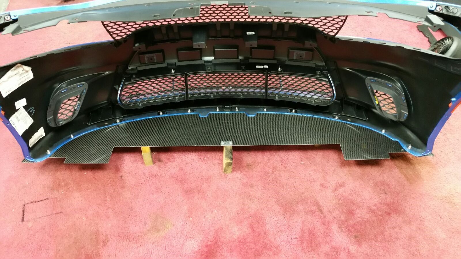 2015-2023 Dodge Charger SRT-8/HellCat/Scat-Pack APR Carbon Fiber Front Splitter With Rods