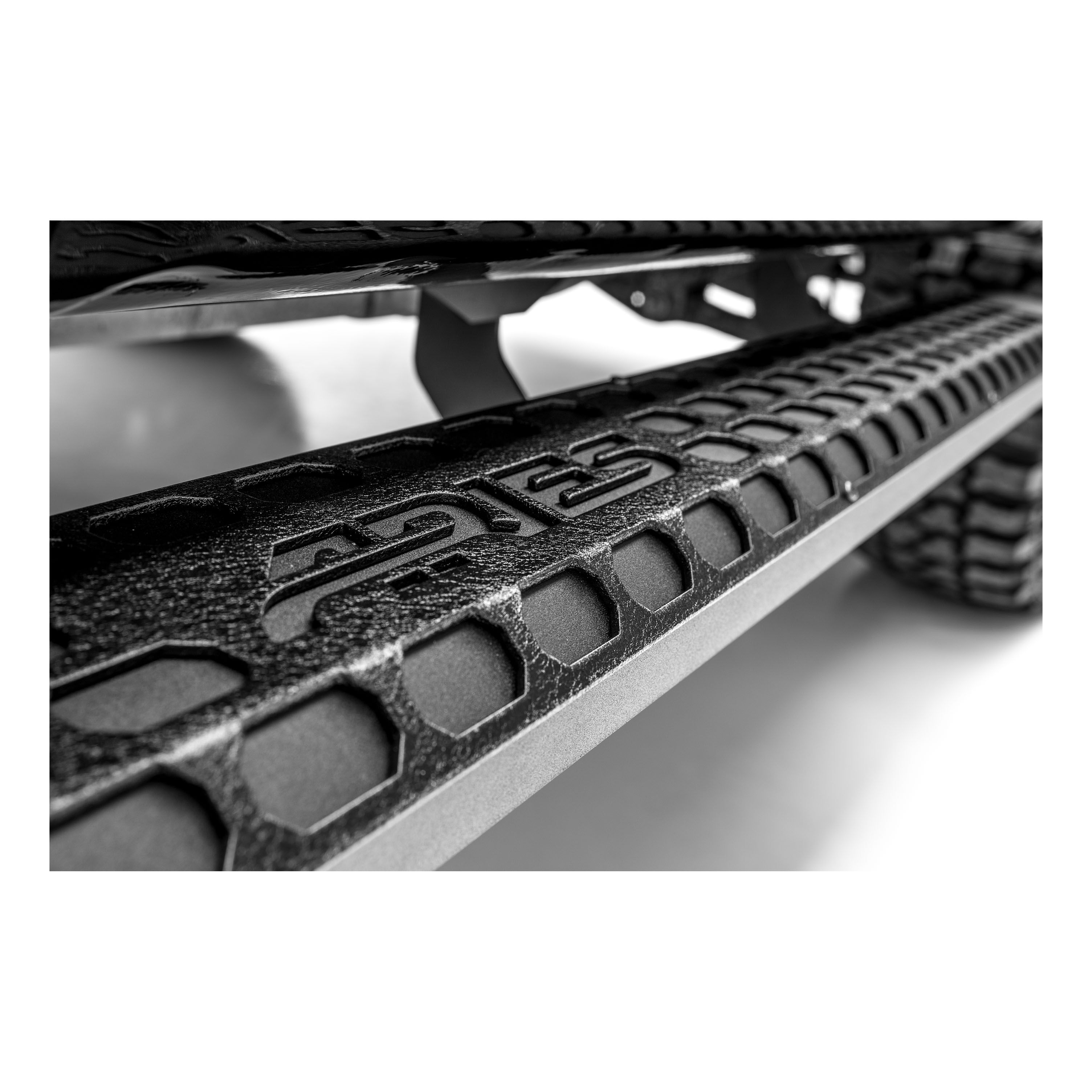 2009-2017 Dodge Ram 1500 Aries AdvantEDGE 5-1/2" Side Bars Crew Cab (Gas and Diesel)