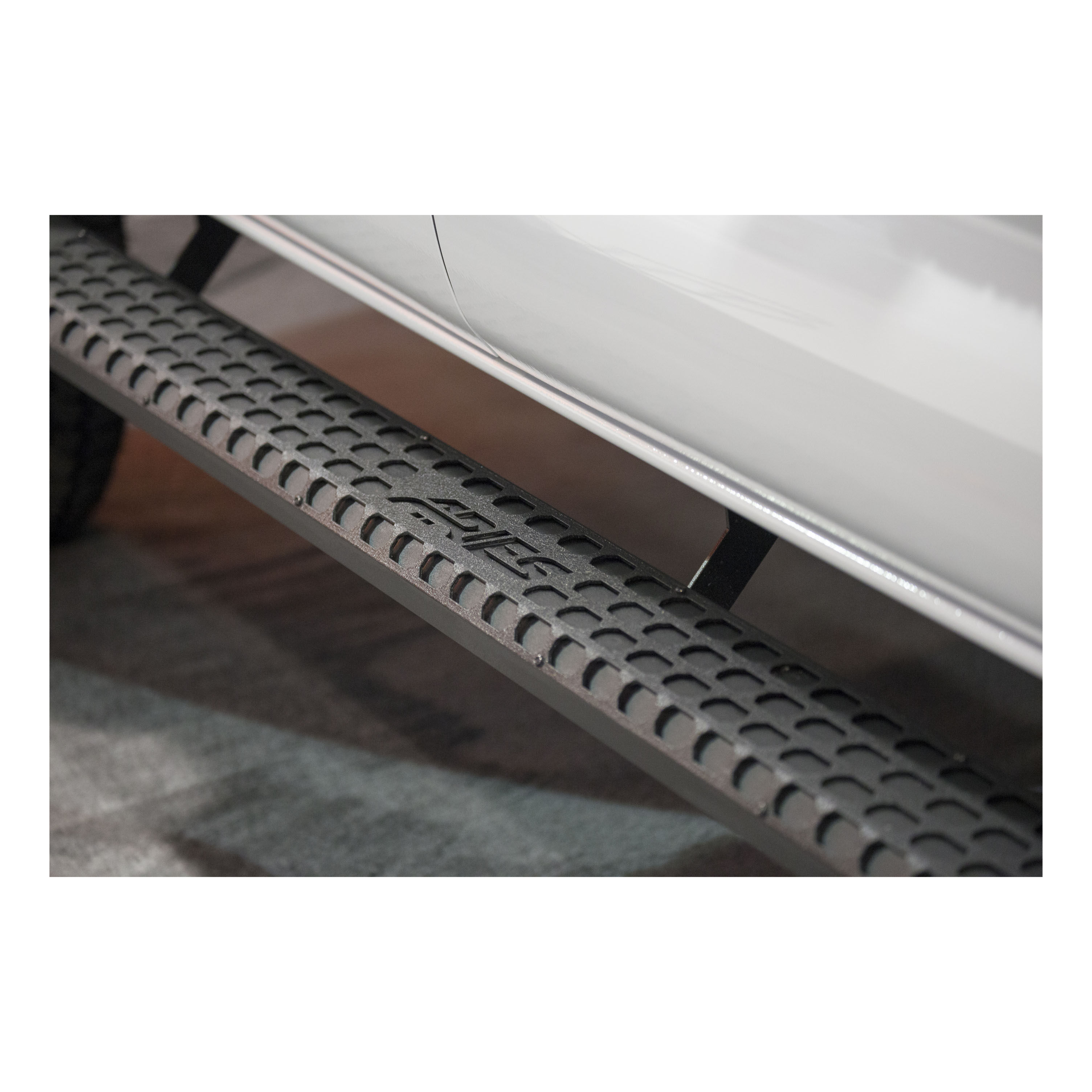 2005-2015 Toyota Tacoma Aries AdvantEDGE 5-1/2" Side Bars Pre Runner/Crew Cab Pickup