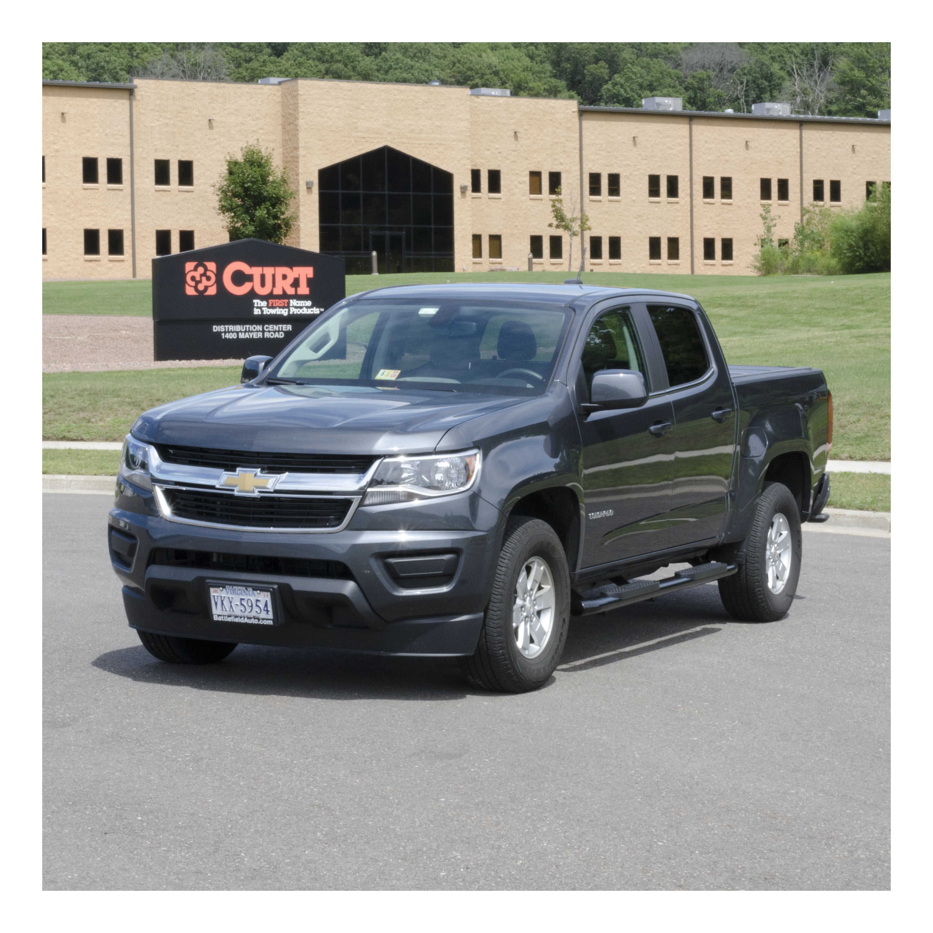 2015-2017 Chevy Colorado Aries Black 4" Oval Side Bars CREW CAB