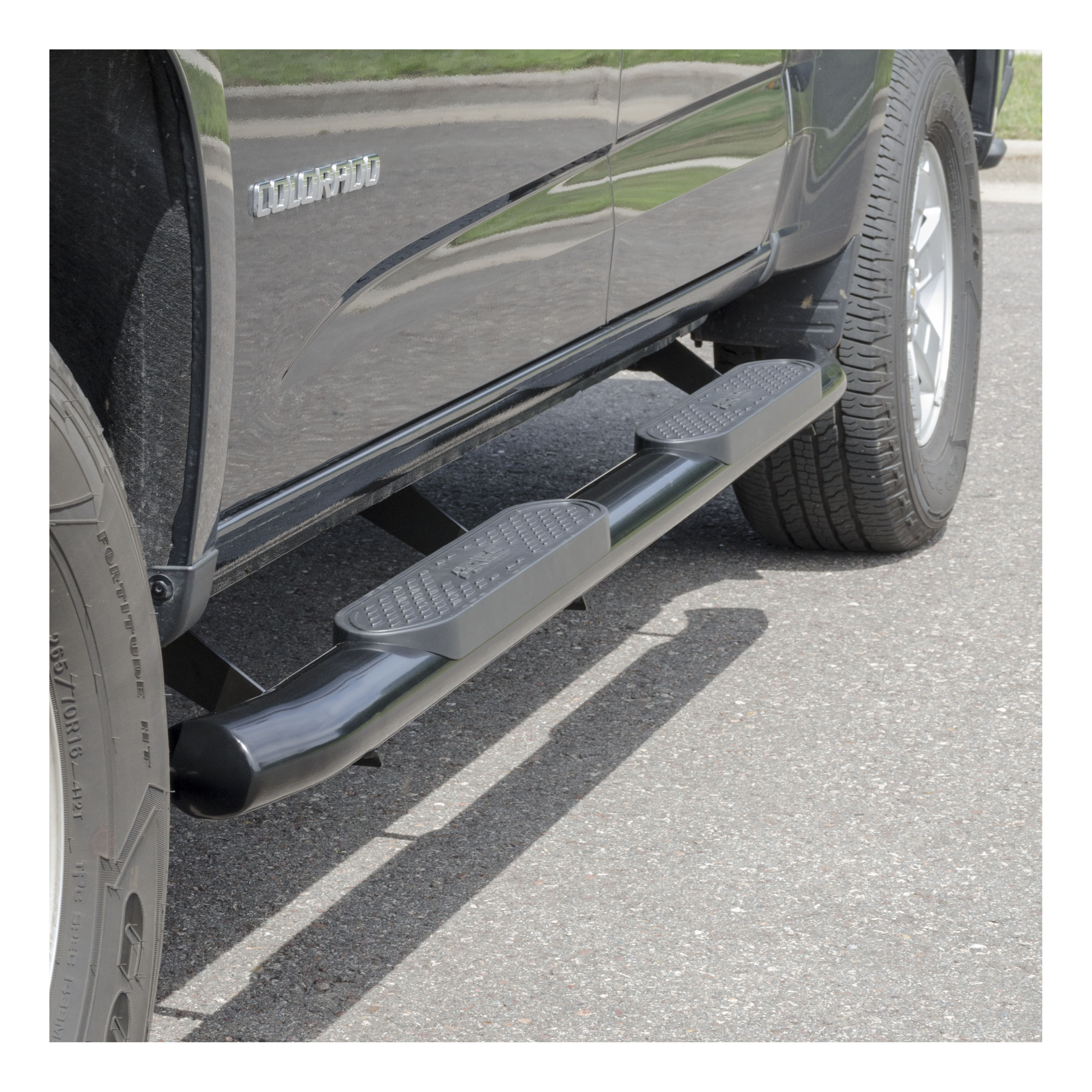 2015-2017 Chevy Colorado Aries Black 4" Oval Side Bars CREW CAB