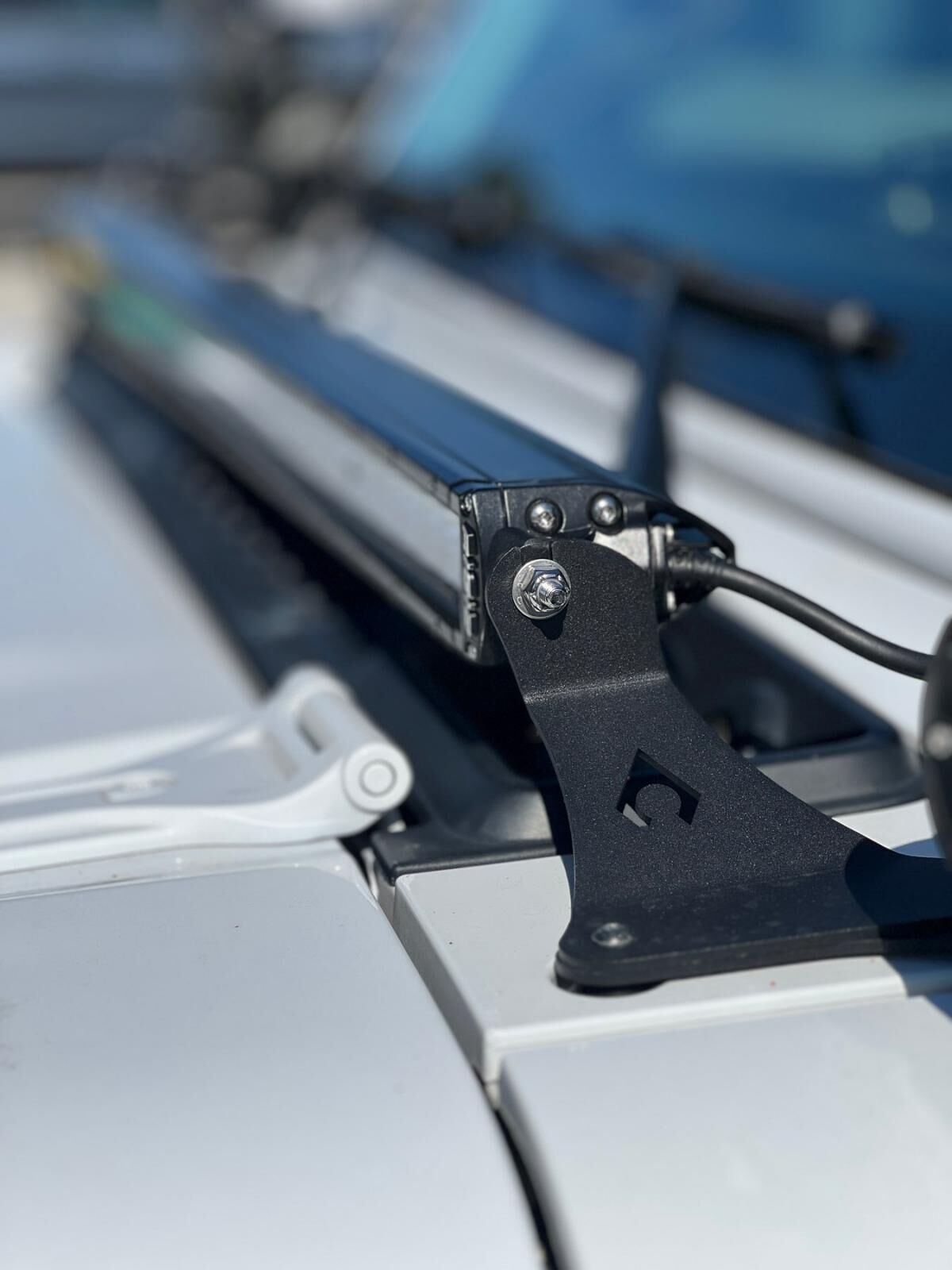 JL-JT 40in Hood Light Mount by Artec Industries