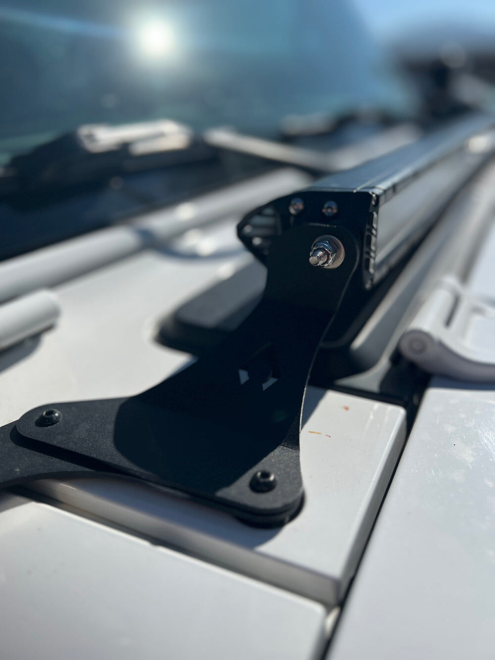 JL-JT 40in Hood Light Mount by Artec Industries