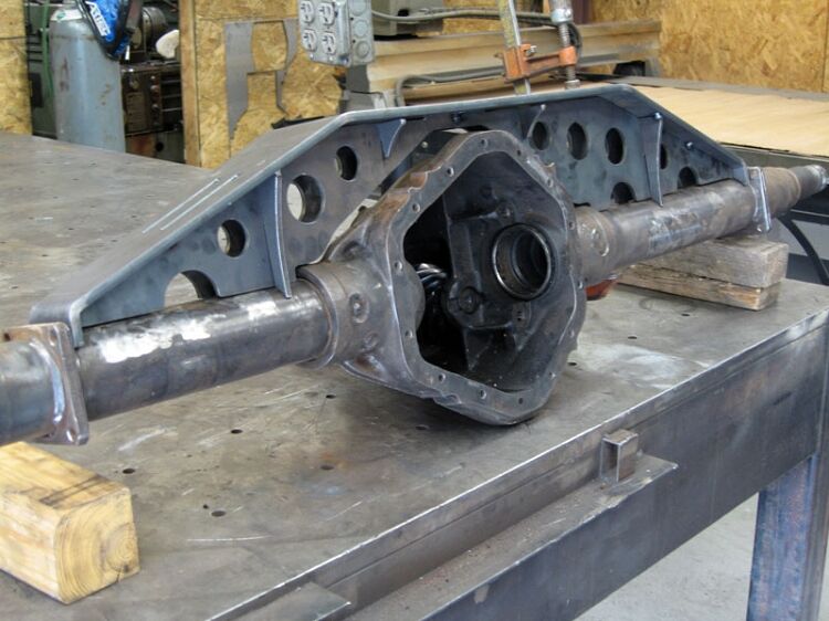 14 Bolt Rear Truss Single Rear Wheel SRW by Artec Industries
