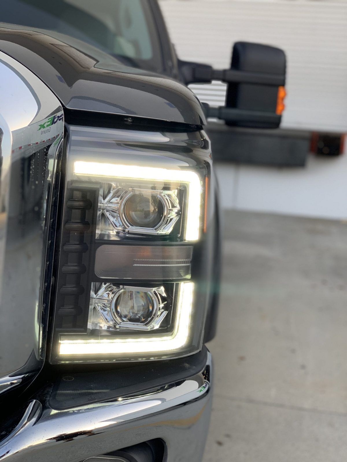 11-16 Ford F-250/F-350 Super Duty Luxx-Series LED Projector Headlights Chrome by AlphaRex