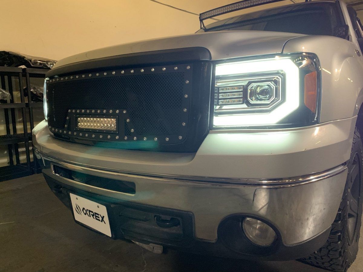 07-13 GMC Sierra PRO-Series Projector Headlights Jet Black by AlphaRex