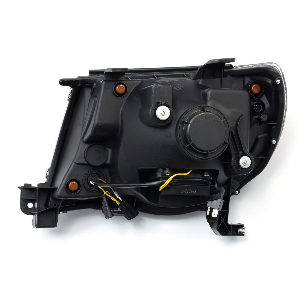 05-11 Toyota Tacoma PRO-Series Projector Headlights Black by AlphaRex