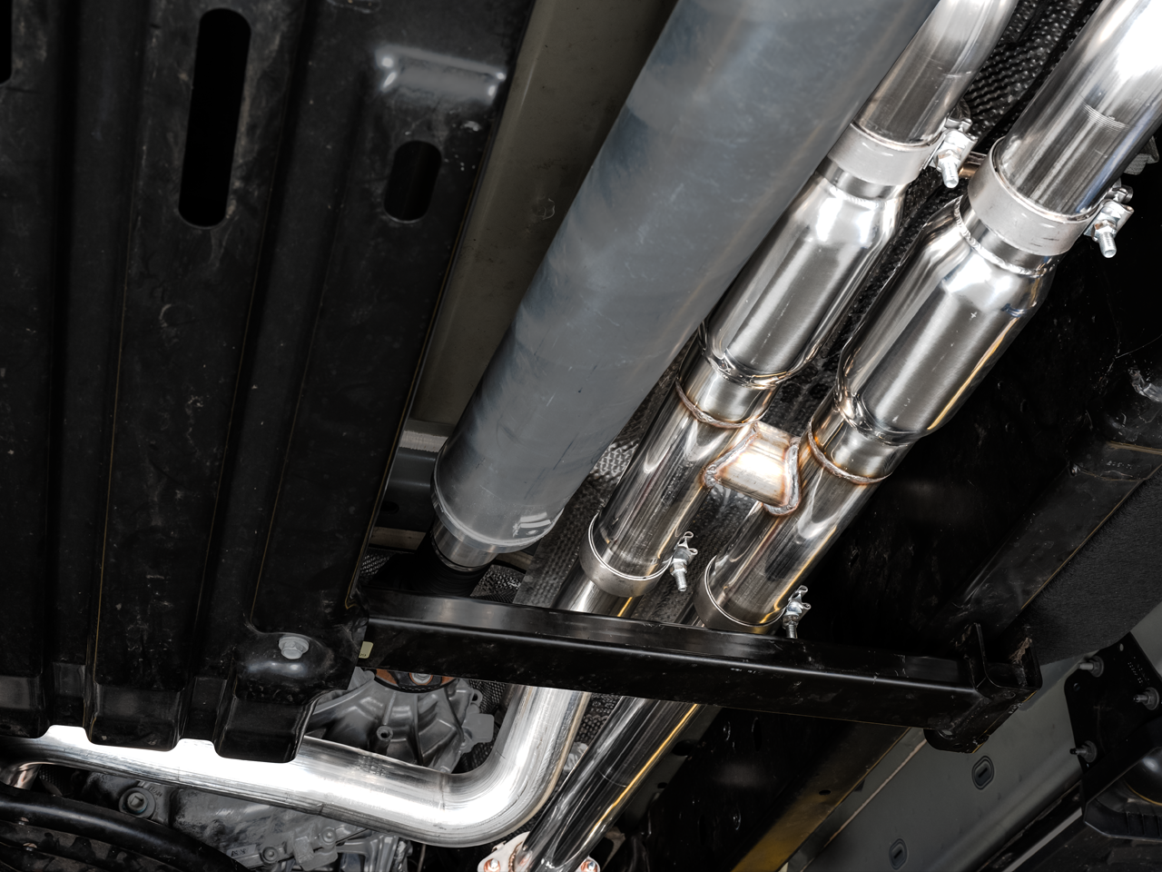 AWE Tuning 0FG Catback Exhaust for RAM TRX - Diamond Black Tips