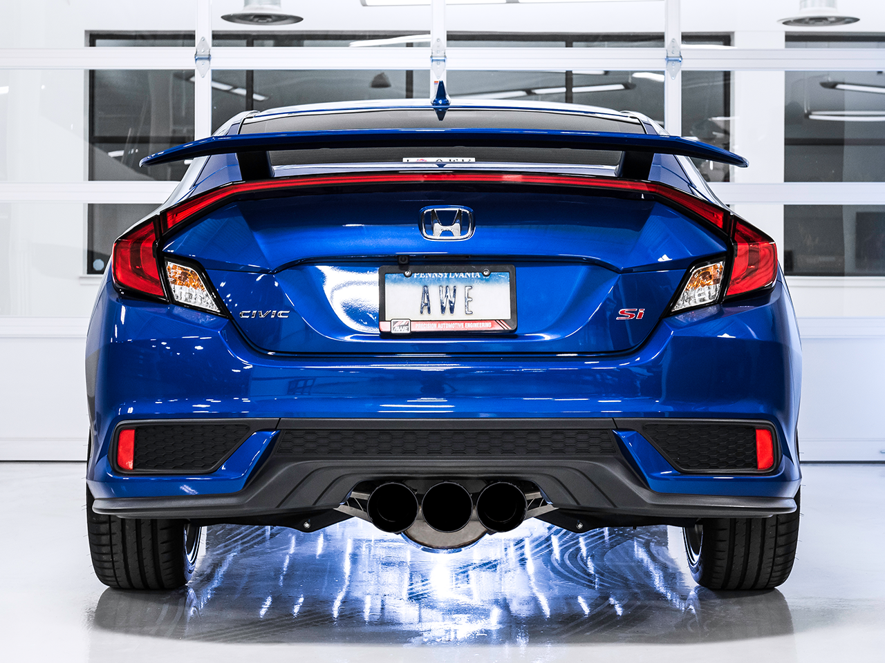 AWE Tuning Touring Edition Exhaust for 10th Gen Civic Si Coupe / Sedan (includes Front Pipe) - Triple Diamond Black Tips