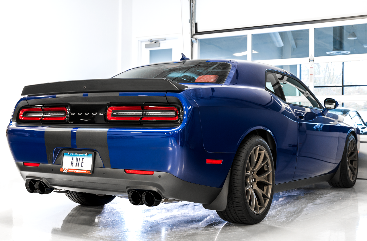 AWE Track Edition Exhaust for 17+ Challenger 5.7 - Diamond Black Quad Tips - 3015-43152