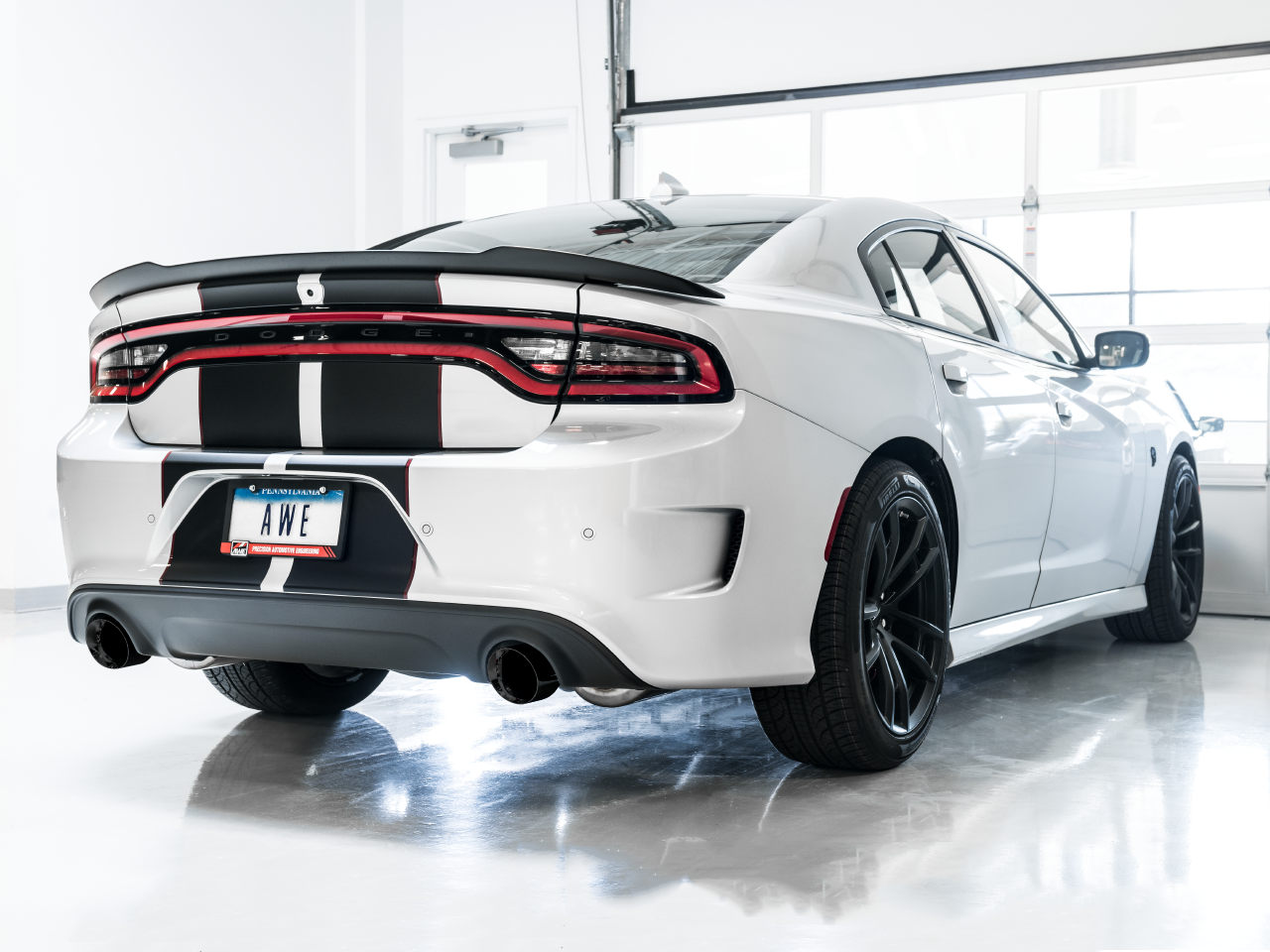AWE Touring Edition Exhaust for 17+ Charger 5.7 - Non-Resonated - Diamond Black Tips - 3020-33074