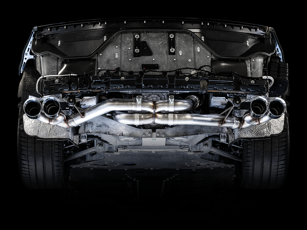 AWE Track Edition Exhaust for C8 Corvette -- Chrome Silver Tips - 3020-42080