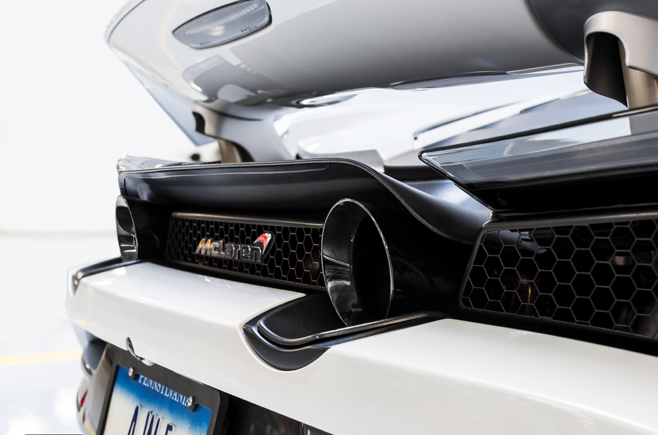 AWE Diamond Black Tip Set for McLaren 720S - 3810-33012