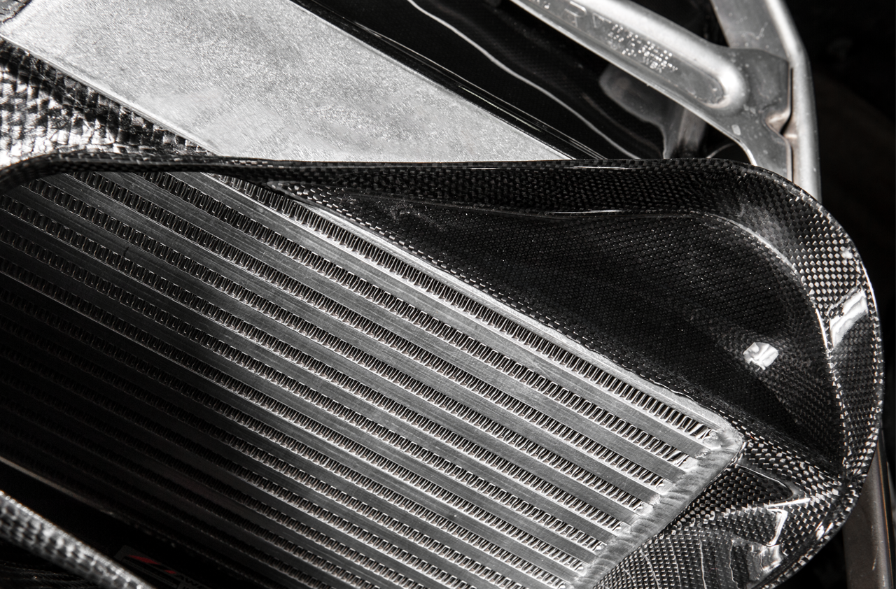 AWE Performance Intercooler Kit for Porsche 991 Turbo / S - 4510-11050