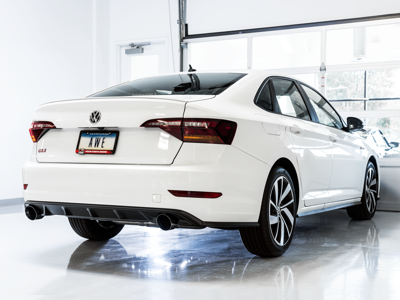 AWE Tuning Track Edition Exhaust - Resonated - for MK7 Jetta GLI w/ High Flow Downpipe (not included) - Diamond Black Tips