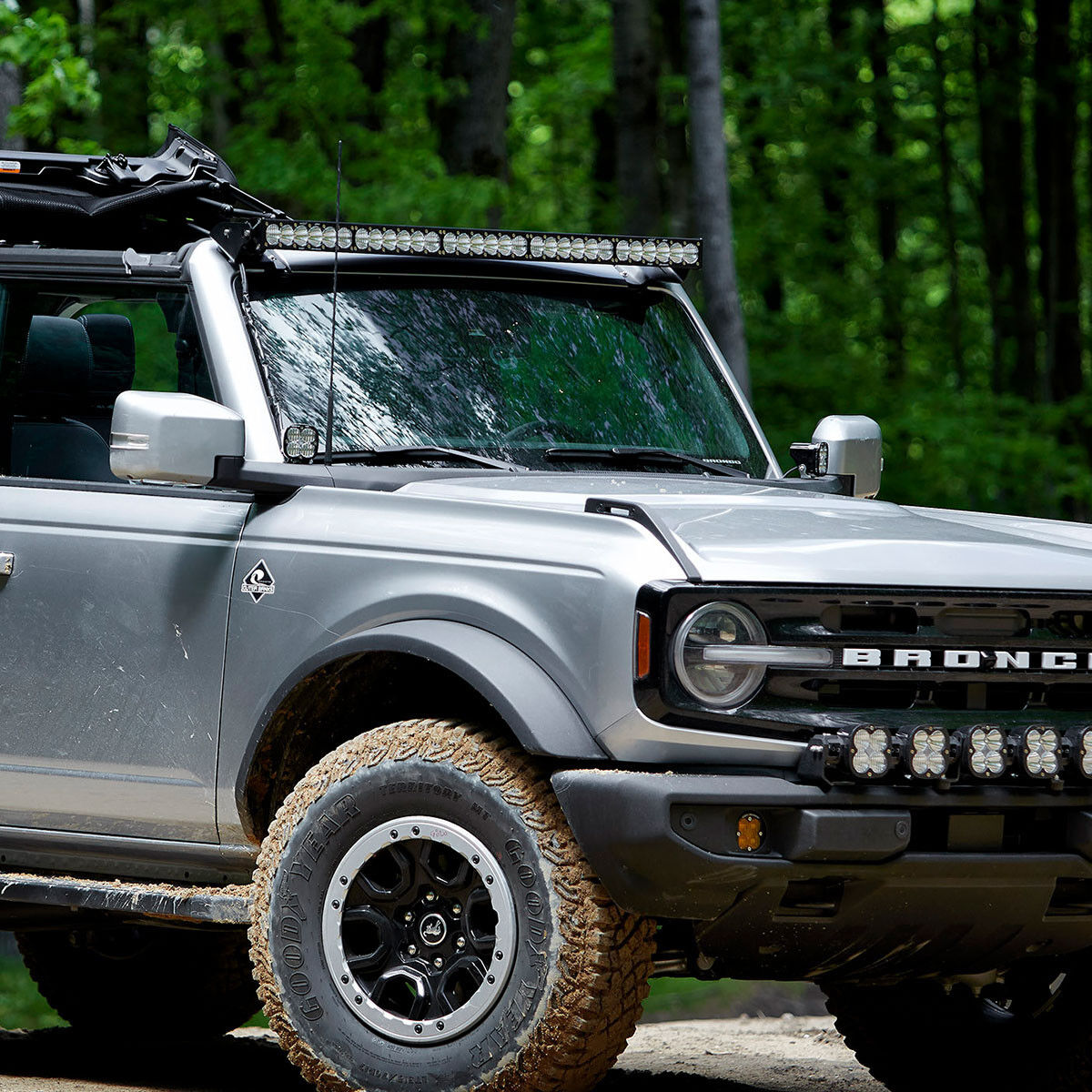 Bronco Roof Light Bar Kit 21-Up Ford Bronco 50 Onx6+ by Baja Designs