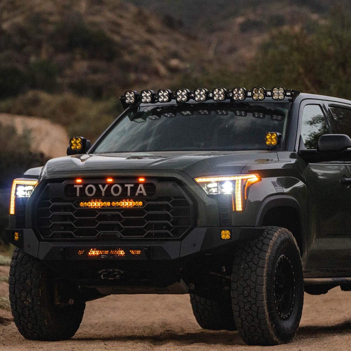 Toyota Tundra 22-Present 9XL Linkable Roof Kit by Baja Designs