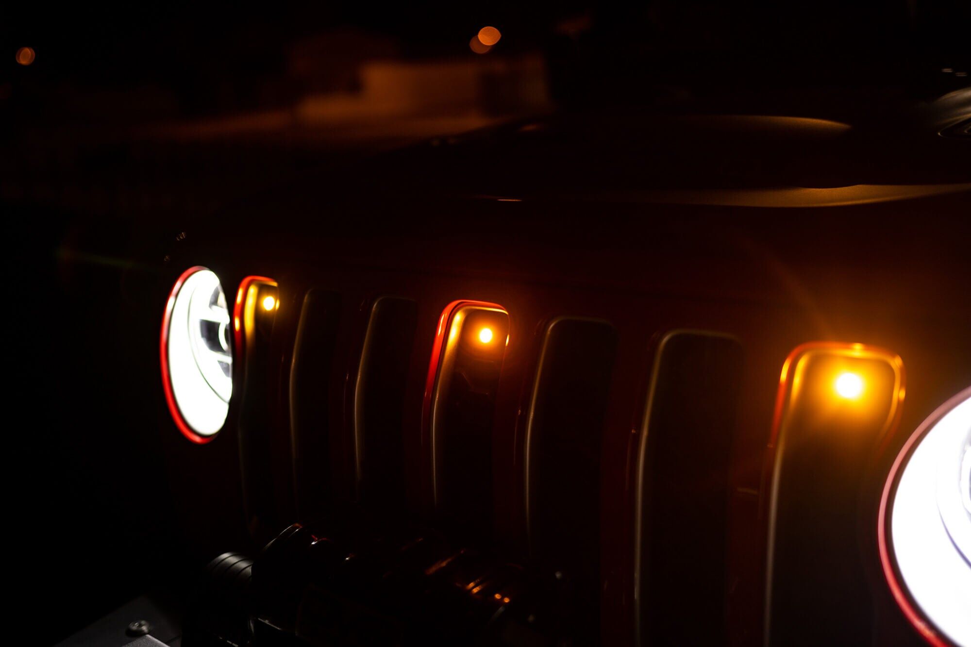 2018-202022 Jeep Wrangler JL Amber Grille Lights by DV8 Off-Road
