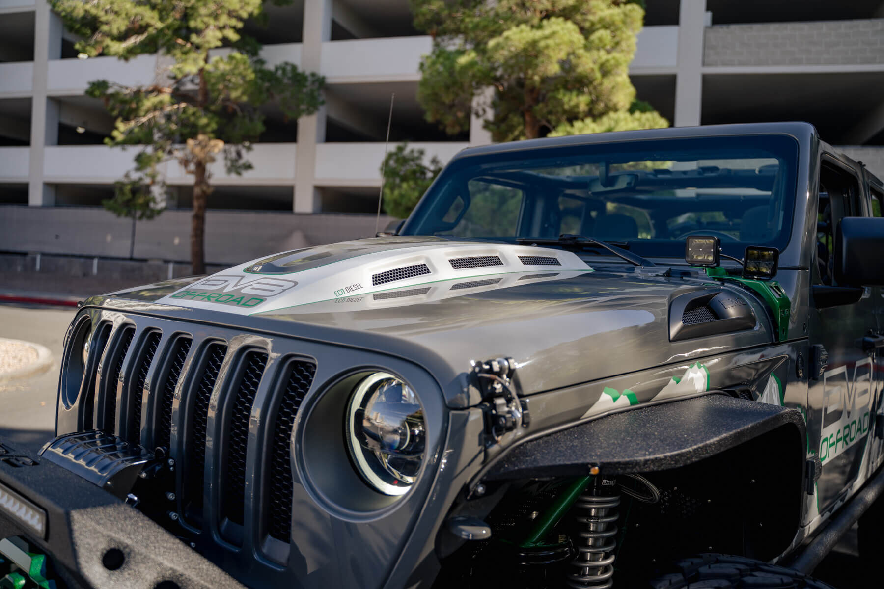 2018-2022 Jeep Wrangler JL & 2020-2022 Jeep Gladiator JT Heat Dispersion Hood by DV8 Off-Road